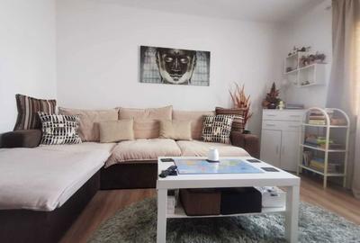 Casă cu 3 camere decomandat în Central - 8