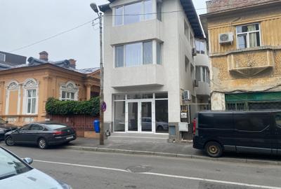 Spatiu comercial de inchiriat pe Strada Vasile Lascar 126, sector 2 - 3