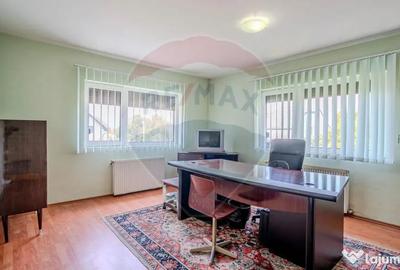 Casă cu 10 camere cu Garaj în Sânpetru - 3