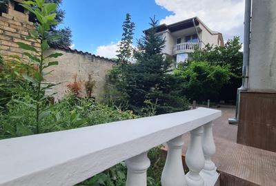 Casă individuală cu 6 camere cu Canalizare în Cotroceni - 11