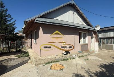 Casa de vanzare in Bacau Siretu 4000 mp teren 2 case curt... - 2