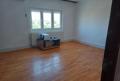 De vanzare apartament 3 camere zona Steaua- 5349 - 3