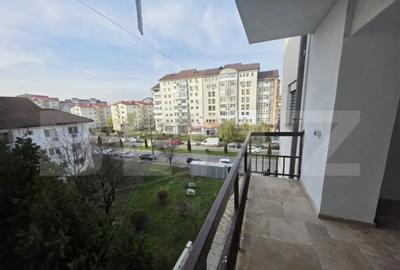 Apartament cu 3 camere semidecomandat în Micro 3 - 2