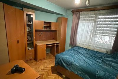 Apartament de vanzare 3 camere si 2 bai - 6