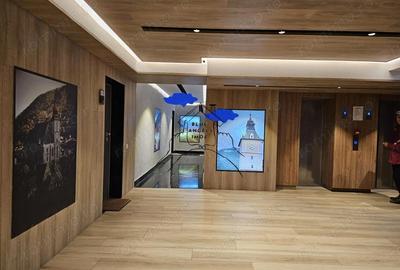 Apartament cu 2 camere semidecomandat în Tractorul - 20