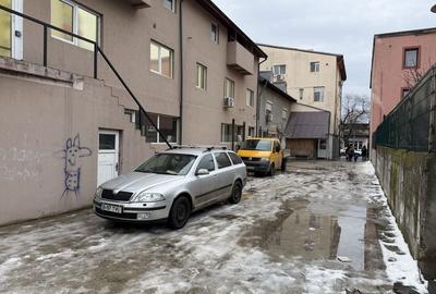 Spațiu comercial, de 300 mp, în Sebastian - 2