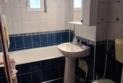 Apartament cu 3 camere decomandat în Tecuci - 4