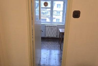 PROPRIETAR | 3 Camere Micro 17 | Etaj 1 | Str. Barboși | B2 - 13