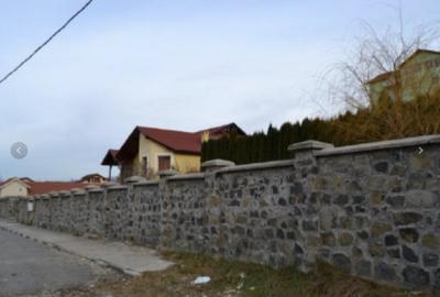 Teren Construcții intravilan de 926 mp, în Zăvoi - 1