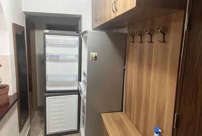 Inchiriez apartament cu 2 camere - 2