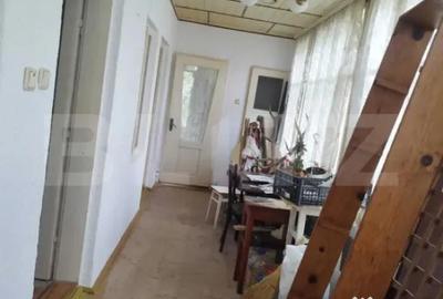 Casă cu 3 camere cu Teren 183 Mp în Central
