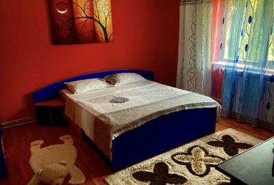 Casă cu 4 camere cu Teren 1300 Mp în 23 August - 2