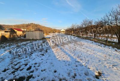 Casă cu 4 camere cu Teren 1250 Mp în Băiculești - 15