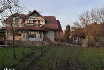 Casă cu 6 camere cu Teren 980 Mp în Central - 5