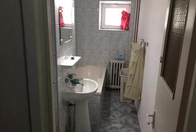 Costin Georgian metrou ,bloc 1988,Reabilitat,Decomandat,PARTER ,Balcon - 5