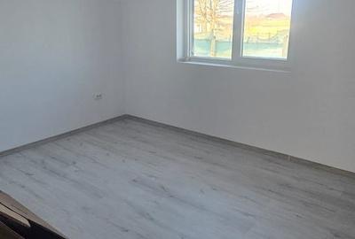Casă cu 3 camere cu Teren 400 Mp în Voinești - 3
