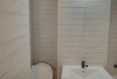 Apartament cu 2 camere decomandat în Central - 1