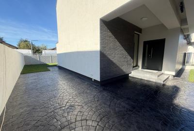 Duplex cu 4 camere, Gata de mutat. Comision 0 - 2