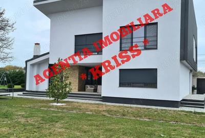 VILA DEOSEBITA De Lux Pite?ti Stradala 250 Mp. Utili Teren 1400 Mp. - 20