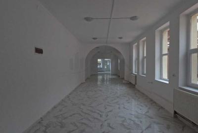 Birou, de 100 mp, în Alba Iulia - 6