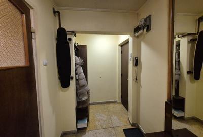 Apartament cu 3 camere semidecomandat în Păcii - 11