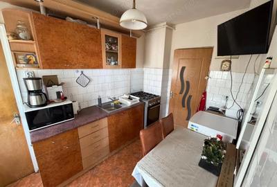 Apartament cu 2 camere decomandat în Cetate - 2