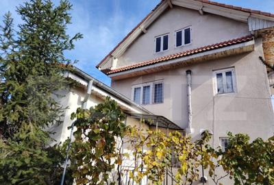 Casă cu 5 camere cu Teren 457 Mp în Brestei - 11
