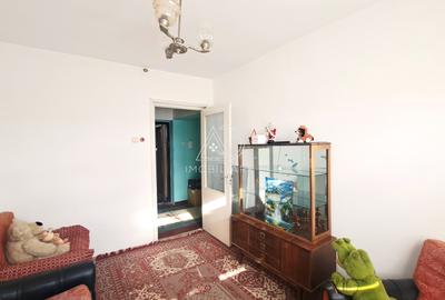 Apartament cu 3 camere semidecomandat în Bumbești-Jiu - 8