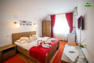 Hotel/Pensiune, de 17 mp, în Central - 8