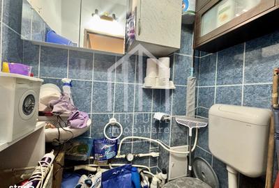 Apartament cu 3 camere decomandat în Vasile Aaron - 8