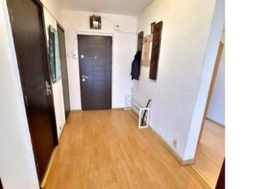Apartament cu 4 camere decomandat în 1 Decembrie 1918 - 2