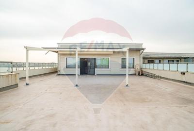 Penthouse de vanzare in Mamaia vedere frontala lac si marea Neagra - 23