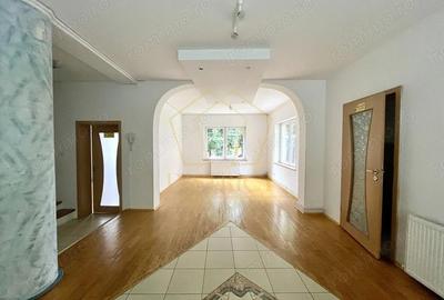 Casă cu 5 camere cu Teren 277 Mp în Telegrafului - 1