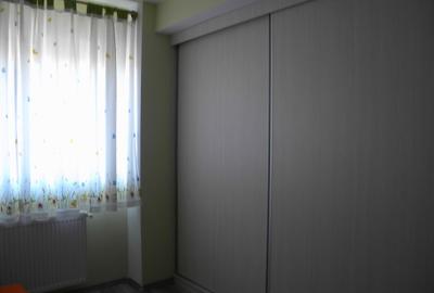Apartament cu 4 camere decomandat în Lotrioara - 3