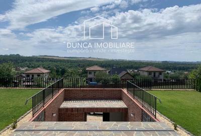 Casă cu 4 camere în Central - 2