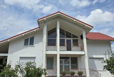 Casă cu 4 camere în Oboga - 2