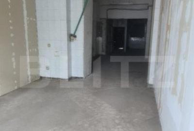 Spatiu comercial cu vad pietonal mediu, 195 mp Spatiu comercial cu vad pietonal mediu, 195 mp - 2