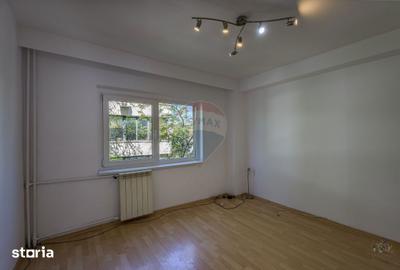 Apartament cu 3 camere în Tei - 20