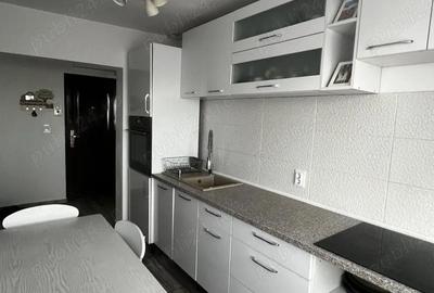 Apartament cu 3 camere decomandat în Calea București - 8