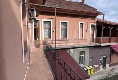 Spațiu comercial, de 101 mp, în Central - 2