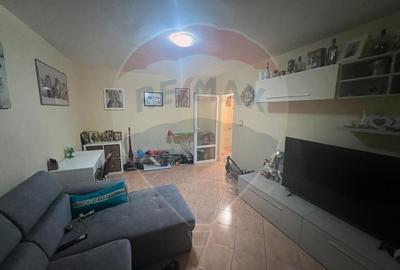 Apartament cu 2 camere decomandat, mobilat în Sud-Vest