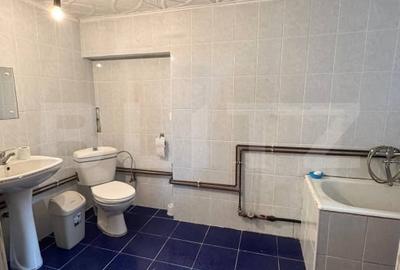 Casa  de vanzare, 3 camere, 86 mp - langa piata Cibin - 11