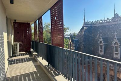 Apartament in imobil deosebit ce îmbină arhitectura veche cu cea contemporană Apartament in imobil deosebit ce îmbină arhitectura veche cu cea contemporană - 10