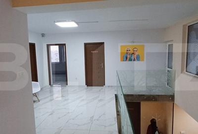 Spațiu comercial, de 60 mp, în Central - 1