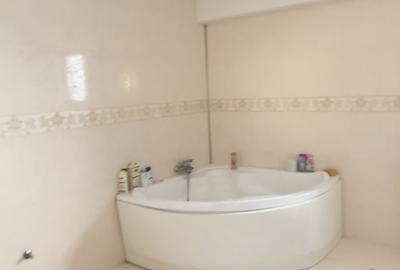 Vila de vanzare 7 camere zona Centrala Vila de vanzare 7 camere zona Centrala - 10