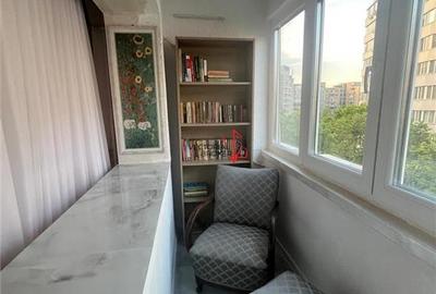 Apartament cu 3 camere semidecomandat, mobilat în Tineretului - 2