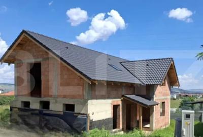 Casă cu 4 camere cu Teren 386 Mp în Micești - 6