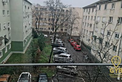 Garsonieră de vânzare – Strada Podului | Etaj 3/4 | Comision 0% - 10