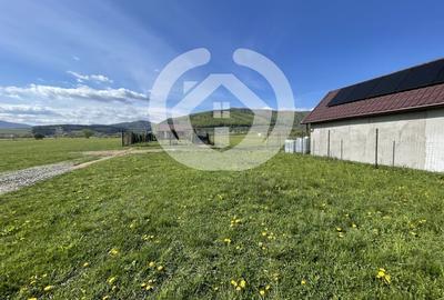 Teren Construcții intravilan de 2100 mp, în Poplaca - 1