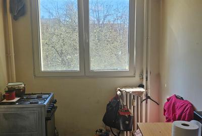 Apartament cu 2 camere circular în Titan - 4